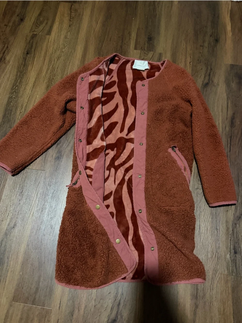 Anthropologie Margot Reversible Sherpa Coat
$200 spring cozy casual boho summer - Picture 6 of 15